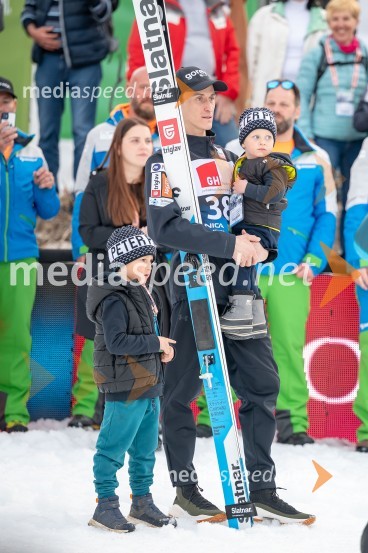  Ludvik Prevc;  Peter  Prevc, smučarski skakalec;  Oskar PrevcPlanica 2024, petek in zmaga Petra Prevca