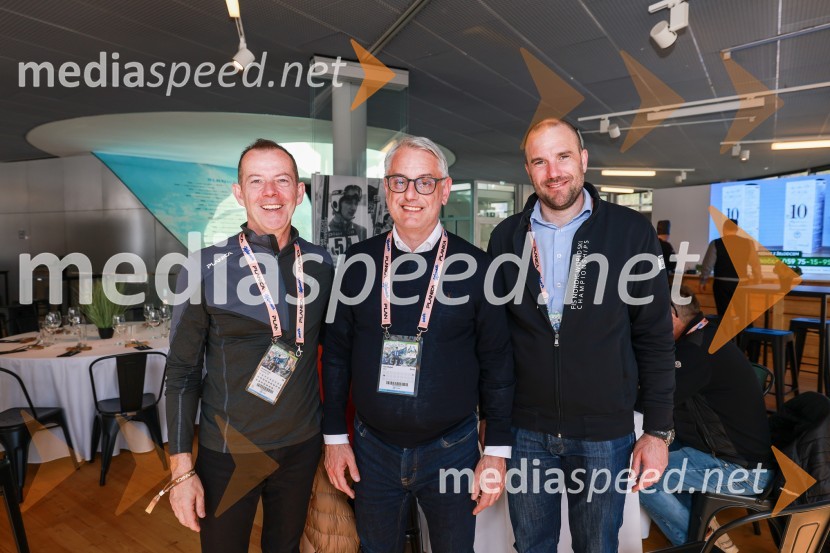  Enzo Smrekar, predsednik uprave Droge Kolinske in glavni direktor strateškega poslovnega področja v Atlantic Grupi, predsednik SZS, podpredsednik Olimpijskega komiteja Slovenije;  Matjaž Han, minister za gospodarstvo, turizem in šport;  Uroš Zupan, direktor, Smučarska zveza Slovenije Planica 2024, petek in zmaga Petra Prevca