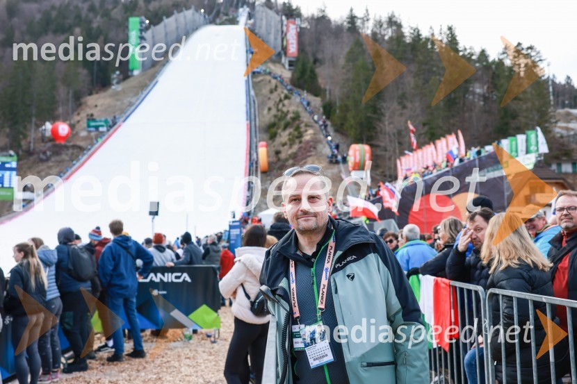  Tomaž Šušteršič, generalni sekretar organizacijskega komiteja PlanicaPlanica 2024, petek in zmaga Petra Prevca