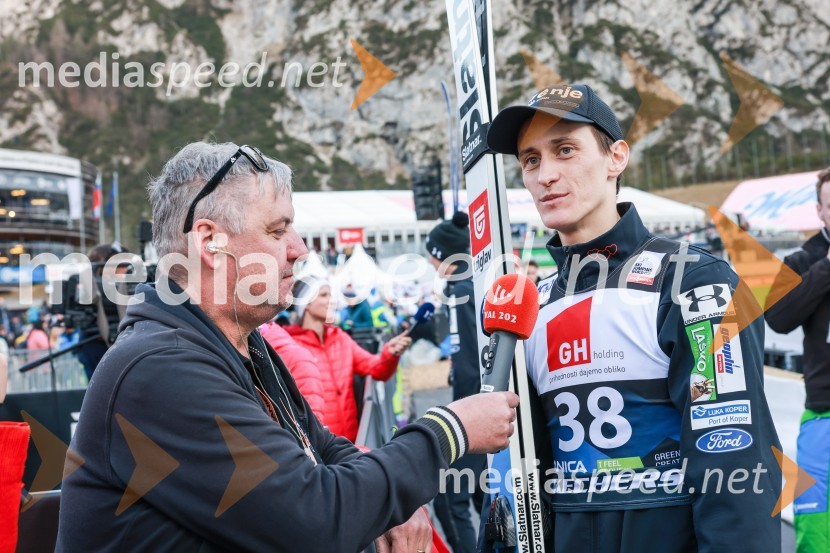  Dare Rupar, novinar;  Peter  Prevc, smučarski skakalecPlanica 2024, petek in zmaga Petra Prevca