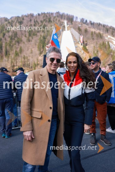 dr. Robert Golob, predsednik vlade RS;  Tina Gaber, fotomodelPlanica 2024, sobota