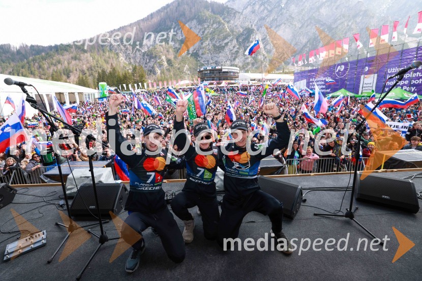  Lovro Kos, smučarski skakalec;  Domen Prevc, smučarski skakalec;  Peter  Prevc, smučarski skakalecPlanica 2024, sobota