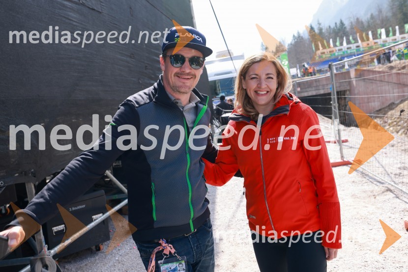  Mitja Šeško, moderator prireditev ;  Anja Hlača Ferjančič, novinarka, RTVPlanica 2024, sobota