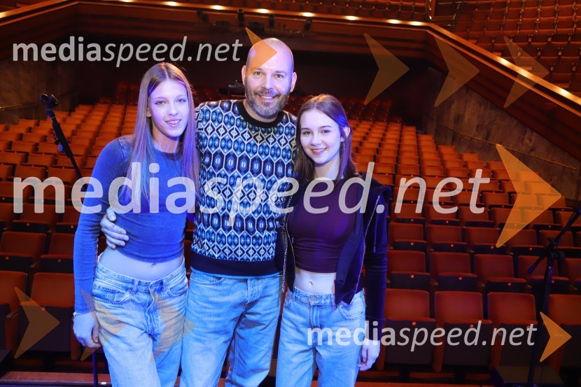  ... ;  Štefko Bratkovič, moderator, Radio Center, Next Events;  Julija BratkovičGala večer z Žanom Serčičem