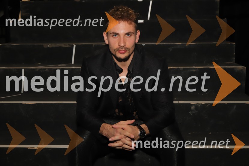  Žan Serčič, glasbenikGala večer z Žanom Serčičem