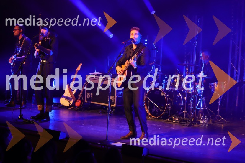  Žan Serčič, glasbenikGala večer z Žanom Serčičem