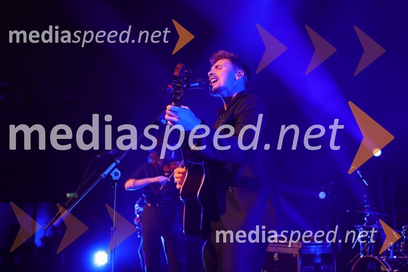  Žan Serčič, glasbenikGala večer z Žanom Serčičem