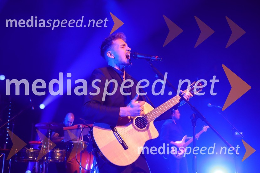  Žan Serčič, glasbenikGala večer z Žanom Serčičem