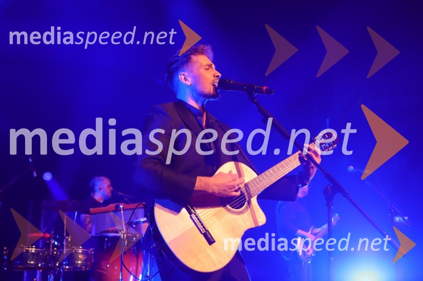  Žan Serčič, glasbenikGala večer z Žanom Serčičem