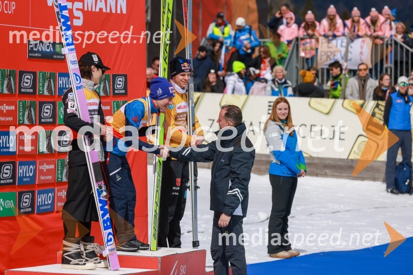  ... ;  Stefan Kraft, smučarski skakalec (Avstrija);  ... ;  Enzo Smrekar, predsednik uprave Droge Kolinske in glavni direktor strateškega poslovnega področja v Atlantic Grupi, predsednik SZS, podpredsednik Olimpijskega komiteja SlovenijePlanica 2024, nedelja