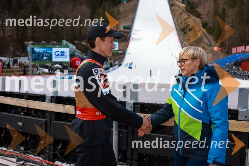  Peter  Prevc, smučarski skakalec; dr. Nataša Pirc Musar, predsednica Republike SlovenijePlanica 2024, nedelja