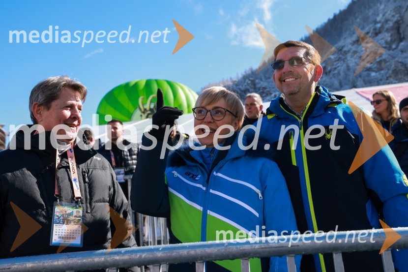  Borut Meh, predsednik smučarskih skokov in nordijske kombinacije; dr. Nataša Pirc Musar, predsednica Republike Slovenije; dr. Aleš Musar, lastnik Ruske dačePlanica 2024, nedelja