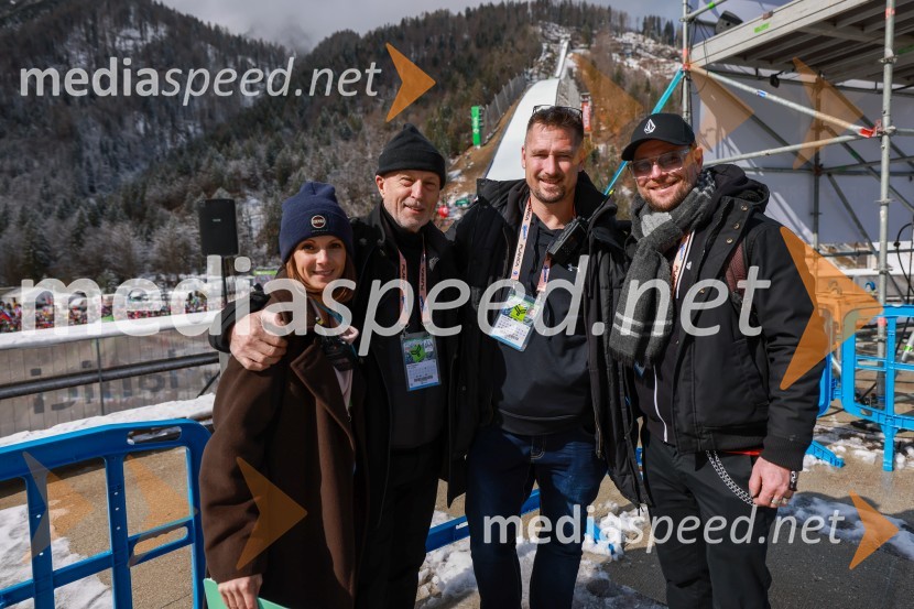  ... ;  Vlado Kreslin, glasbenik;  ... ;  Tomi Meglič, glasbenik, pevec skupine SiddhartaPlanica 2024, nedelja