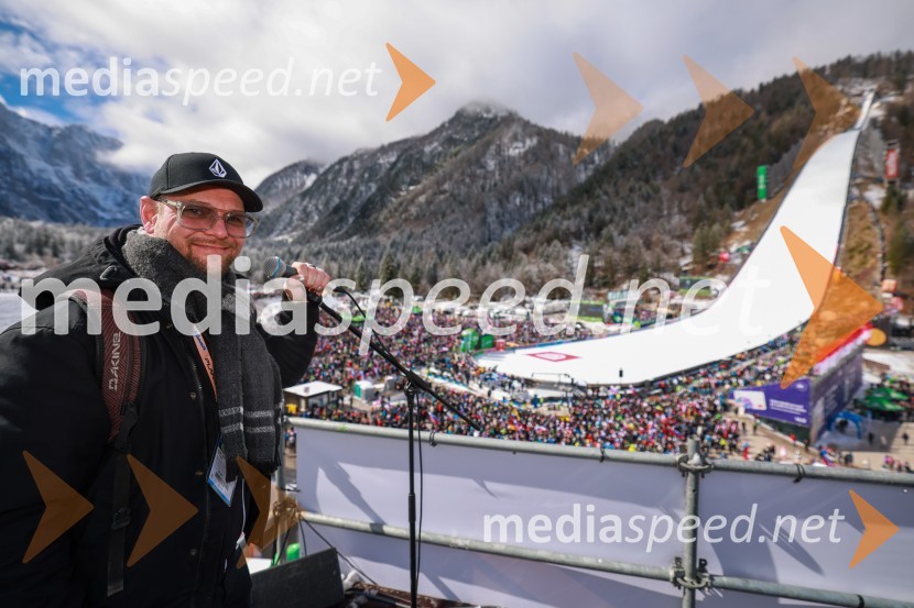  Tomi Meglič, glasbenik, pevec skupine SiddhartaPlanica 2024, nedelja