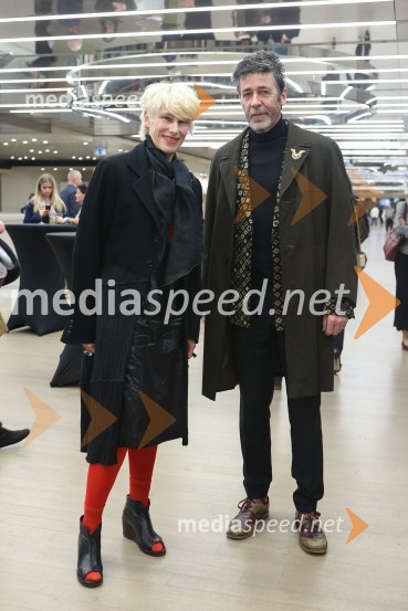  Mateja Panter, arhitektka;  Franci Kek, slovenski režiser, producent, igralec, politik Plesna uprizoritev Marco da Silva Ferreira: Kadaver v Cankarjevem domu