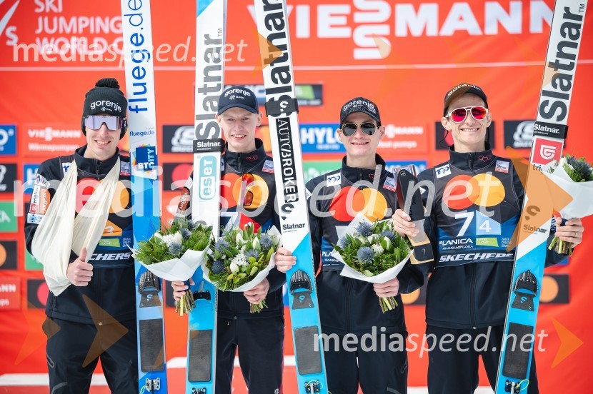  Timi Zajc, smučarski skakalec;  Lovro Kos, smučarski skakalec;  Domen Prevc, smučarski skakalec;  Peter  Prevc, smučarski skakalecPlanica 2024, sobota