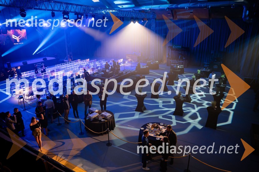 Zlata preproga ob zaključku kariere Petra Prevca