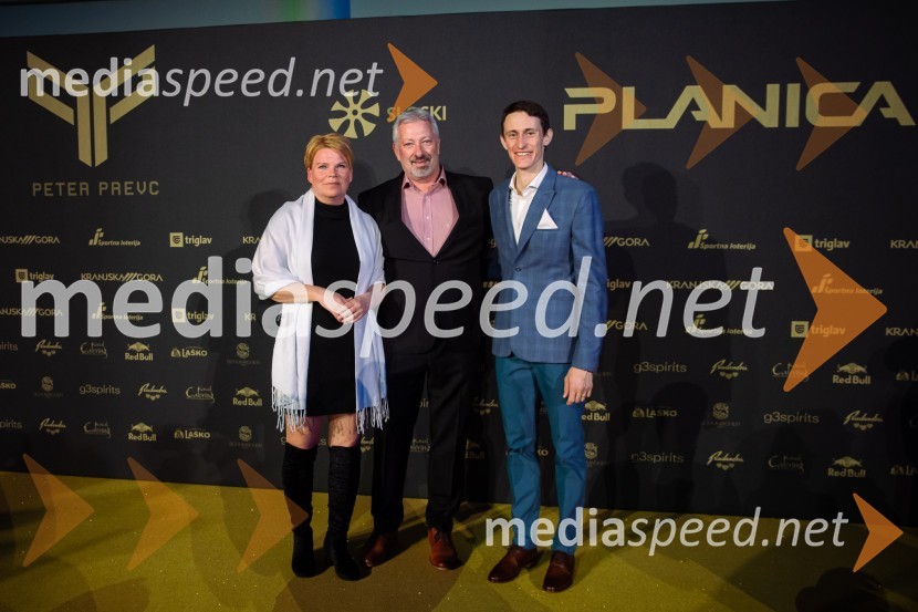  ... ;  Christian Kathol, kontrolor skakalne opreme, FIS;  Peter  Prevc, smučarski skakalecZlata preproga ob zaključku kariere Petra Prevca