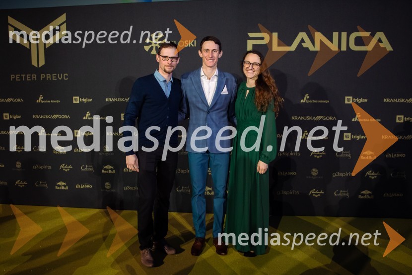  ... ;  Peter  Prevc, smučarski skakalec;  ... Zlata preproga ob zaključku kariere Petra Prevca
