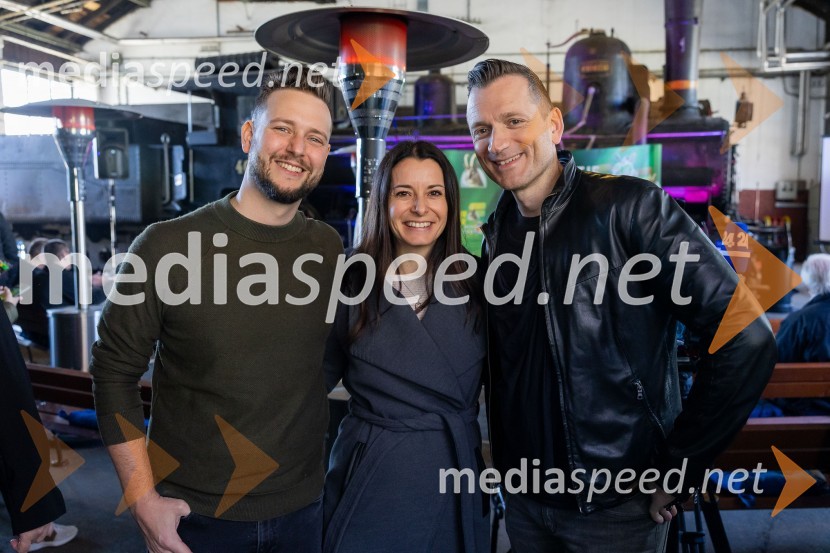  Alen Podlesnik, moderator, novinar POP TV;  Jana Morelj, radijska in TV voditeljica;  Simon Vadnjal, novinar in glasbenik59. festival Pivo in cvetje Laško, novinarska konferenca