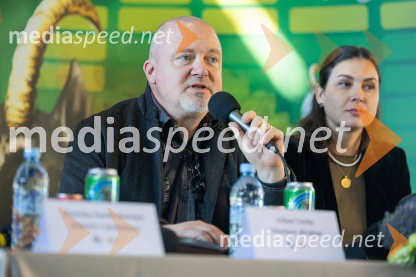  Urban Centa, programski direktor festivala Pivo in cvetje Laško;  Tina Belej, direktorica, Stik Laško - Center za šport, turizem, informiranje in kulturo Laško59. festival Pivo in cvetje Laško, novinarska konferenca