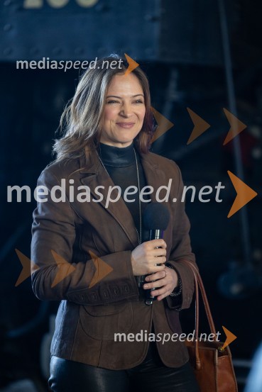  Nina Pušlar, pevka59. festival Pivo in cvetje Laško, novinarska konferenca