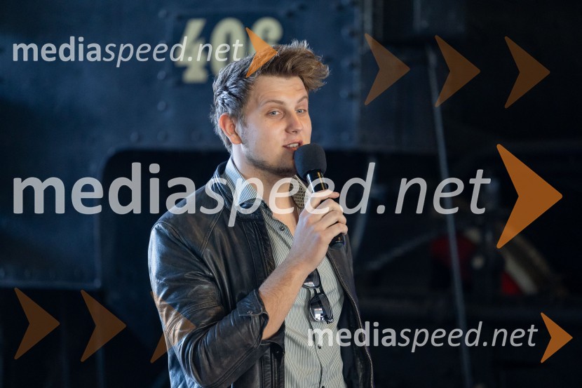  Til Čeh, pevec59. festival Pivo in cvetje Laško, novinarska konferenca