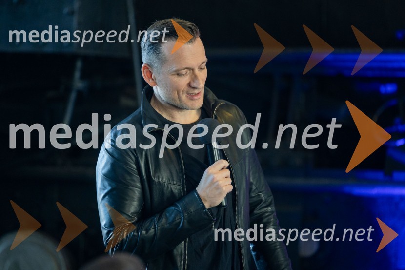  Simon Vadnjal, novinar in glasbenik59. festival Pivo in cvetje Laško, novinarska konferenca