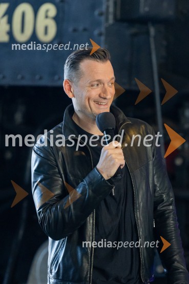  Simon Vadnjal, novinar in glasbenik59. festival Pivo in cvetje Laško, novinarska konferenca