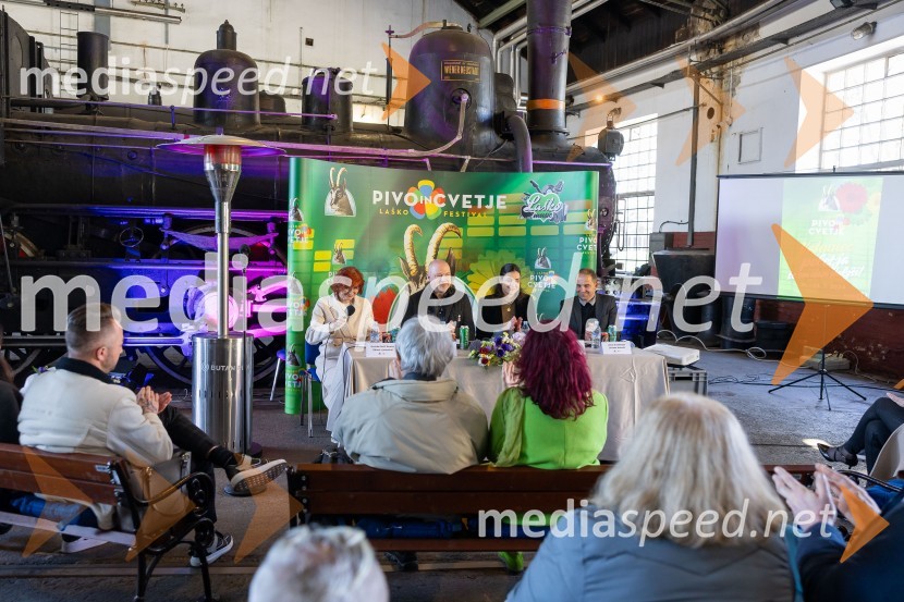  Darinka Pavlič Kamien, strokovnjakinja za komuniciranje;  Urban Centa, programski direktor festivala Pivo in cvetje Laško;  Tina Belej, direktorica, Stik Laško - Center za šport, turizem, informiranje in kulturo Laško;  Urban Kramberger,  direktor festivala Pivo in cvetje, manager blagovne skupine PLU59. festival Pivo in cvetje Laško, novinarska konferenca