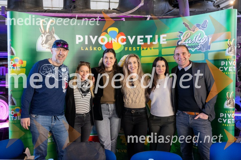  Nejc Tisu, vodja produkcije, Radio 1;  Sabina Šrot, Stik Laško - Center za šport, turizem, informiranje in kulturo Laško;  Tina Belej, direktorica, Stik Laško - Center za šport, turizem, informiranje in kulturo Laško;  Patricija Kodrič, Pivovarna Laško Union;  Jana Morelj, radijska in TV voditeljica;  Urban Kramberger,  direktor festivala Pivo in cvetje, manager blagovne skupine PLU59. festival Pivo in cvetje Laško, novinarska konferenca