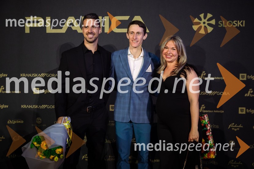  ... ;  Peter  Prevc, smučarski skakalec;  ... Zlata preproga ob zaključku kariere Petra Prevca