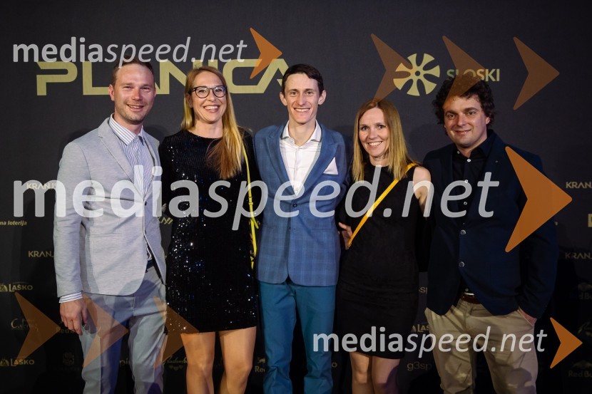  ... ;  ... ;  Peter  Prevc, smučarski skakalec;  ... ;  Mitja Oranič, nordijski trenerZlata preproga ob zaključku kariere Petra Prevca