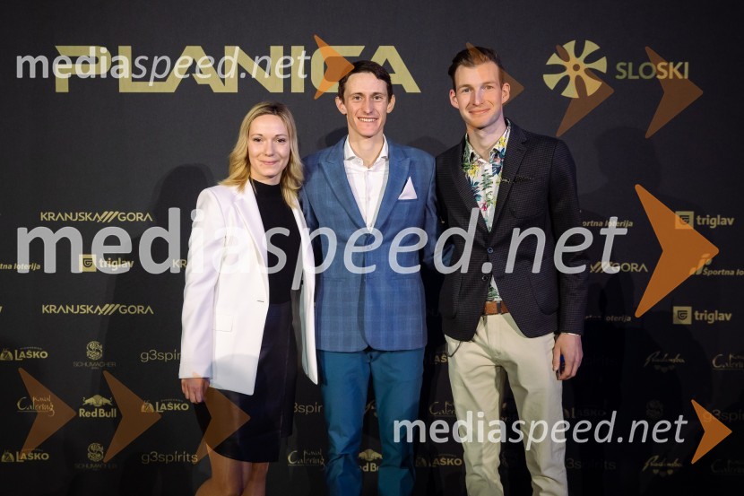  ... ;  Peter  Prevc, smučarski skakalec;  Žiga  Jelar, smučarski skakalecZlata preproga ob zaključku kariere Petra Prevca