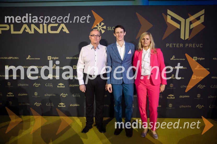  ... ;  Peter  Prevc, smučarski skakalec;  ... Zlata preproga ob zaključku kariere Petra Prevca