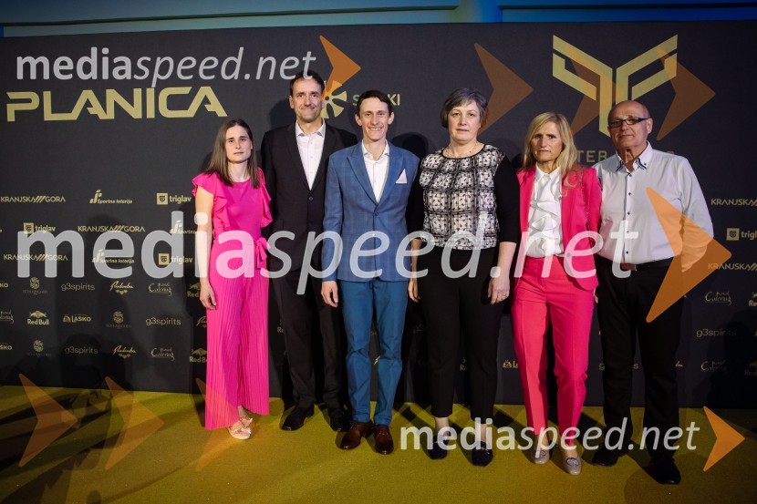  ... ;  ... ;  Peter  Prevc, smučarski skakalec;  ... ;  ... ;  ... Zlata preproga ob zaključku kariere Petra Prevca