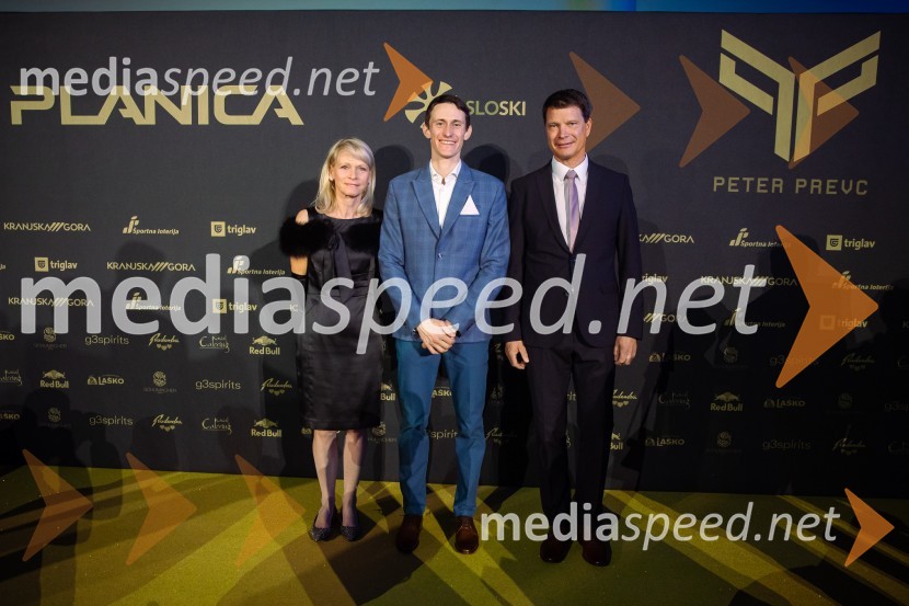  ... ;  Peter  Prevc, smučarski skakalec;  ... Zlata preproga ob zaključku kariere Petra Prevca