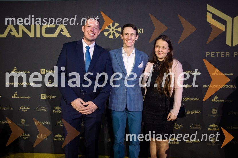  ... ;  Peter  Prevc, smučarski skakalec;  ... Zlata preproga ob zaključku kariere Petra Prevca