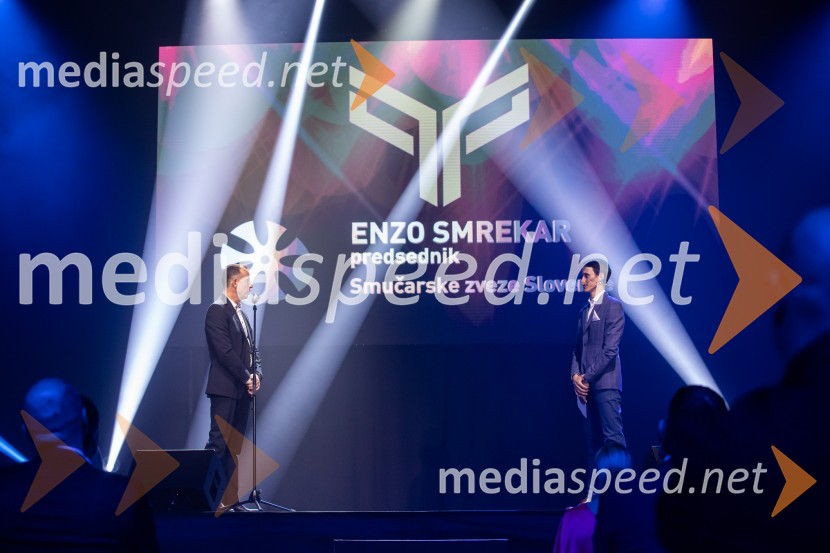  Enzo Smrekar, predsednik uprave Droge Kolinske in glavni direktor strateškega poslovnega področja v Atlantic Grupi, predsednik SZS, podpredsednik Olimpijskega komiteja Slovenije;  Peter  Prevc, smučarski skakalecZlata preproga ob zaključku kariere Petra Prevca