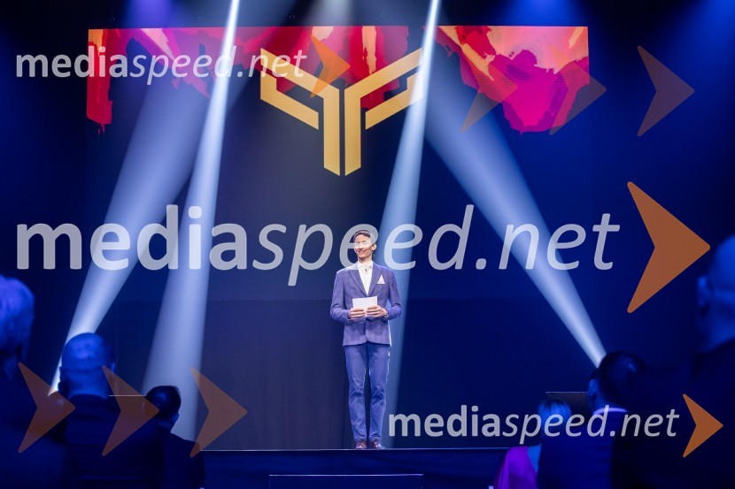  Peter  Prevc, smučarski skakalecZlata preproga ob zaključku kariere Petra Prevca