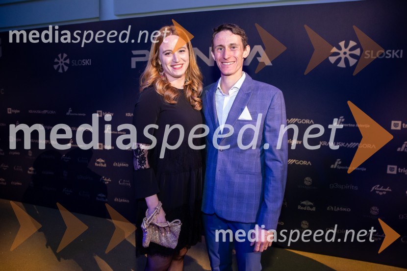  Manca Kovačič;  Peter  Prevc, smučarski skakalecZlata preproga ob zaključku kariere Petra Prevca