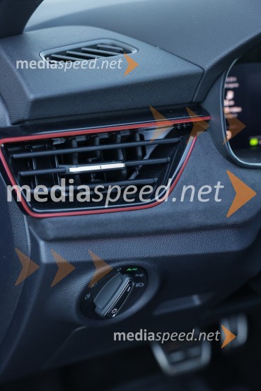 Novosti na cesti: Škoda Scala in Kamiq