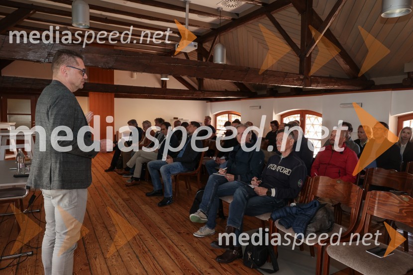 Novosti na cesti: Škoda Scala in Kamiq