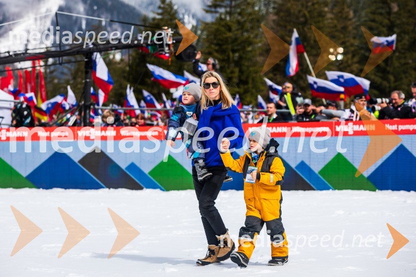  Oskar Prevc;  Mina Prevc;  Ludvik PrevcPlanica 2024, nedelja