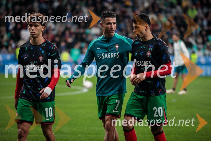  Cristiano Ronaldo, nogometaš;  João Félix, nogometaš;  ... Slovenija premagala Portugalsko z 2:0
