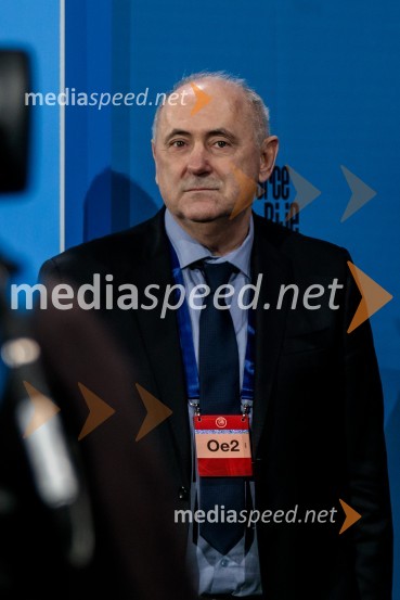  Radenko Mijatović, predsednik Nogometne zveze SlovenijeSlovenija premagala Portugalsko z 2:0