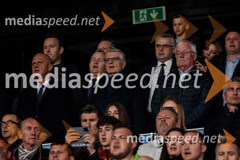  ... ;  ... ;  Franjo Bobinac, predsednik, Olimpijski komite Slovenije;  ... ;  ... Slovenija premagala Portugalsko z 2:0