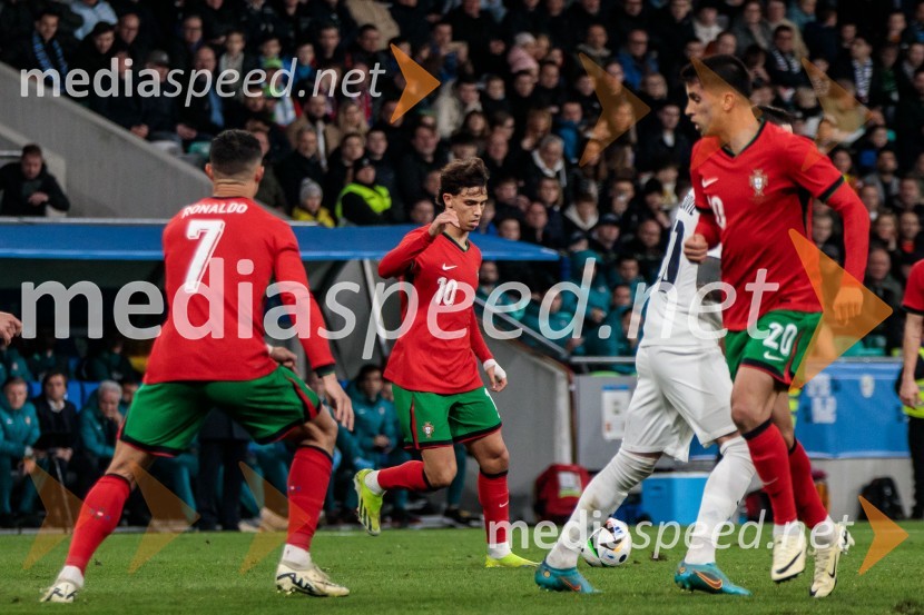  Cristiano Ronaldo, nogometaš;  João Félix, nogometaš;  João Cancelo, nogometašSlovenija premagala Portugalsko z 2:0