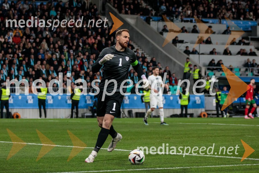  Jan Oblak, nogometašSlovenija premagala Portugalsko z 2:0