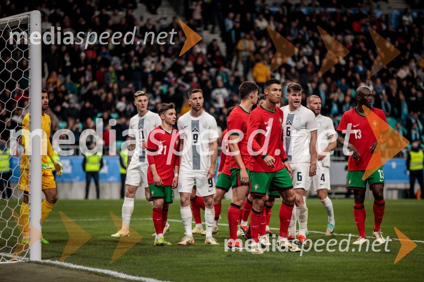  Benjamin Šeško, nogometaš;  Francisco Conceição, nogometaš;  Andraž Šporar, nogometaš;  Cristiano Ronaldo, nogometaš;  Jaka Bijol, nogometaš;  Miha Blažič, nogometaš;  Danilo Pereira, nogometašSlovenija premagala Portugalsko z 2:0